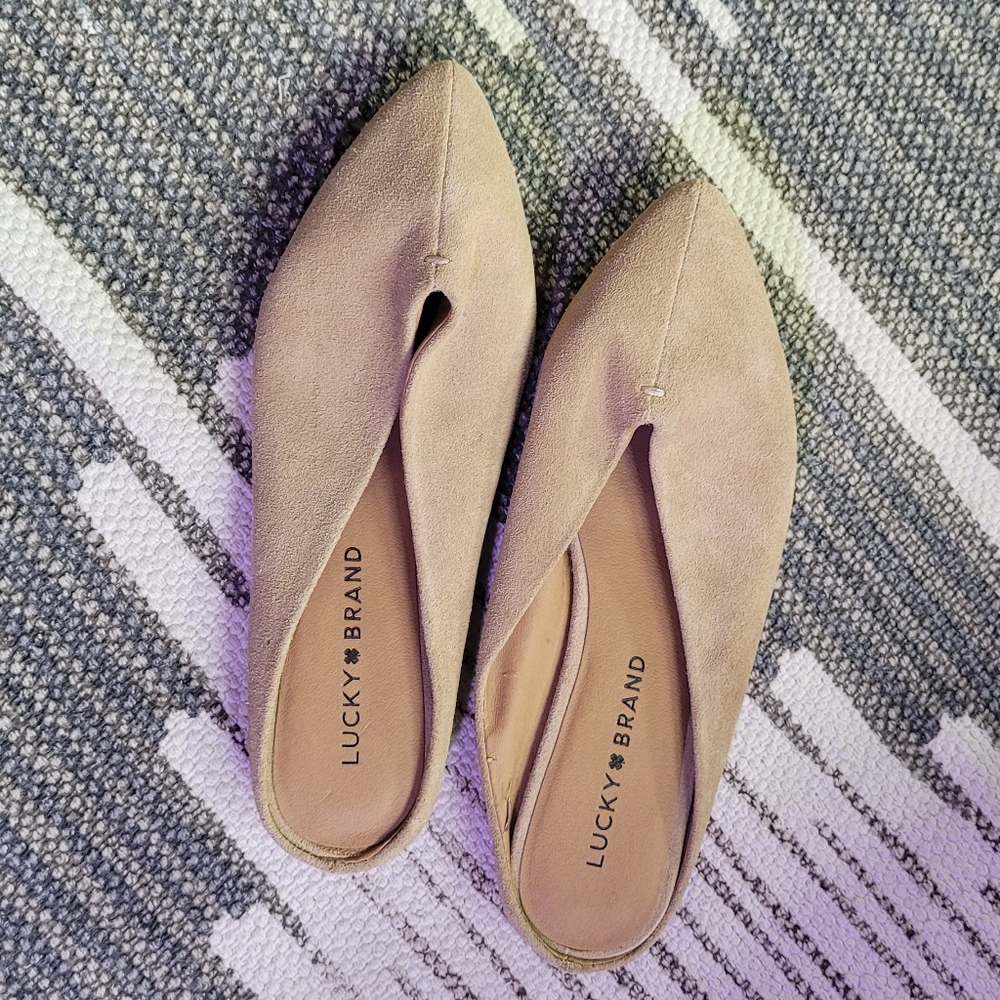 Lucky Brand Taupe/ Dusty Pink Pointed Toe Slip-On Flats
